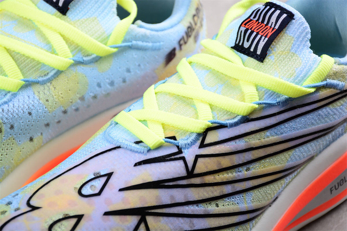 新百伦伦敦马拉松 new balance fuecell sc elite v3 碳板限定跑步鞋