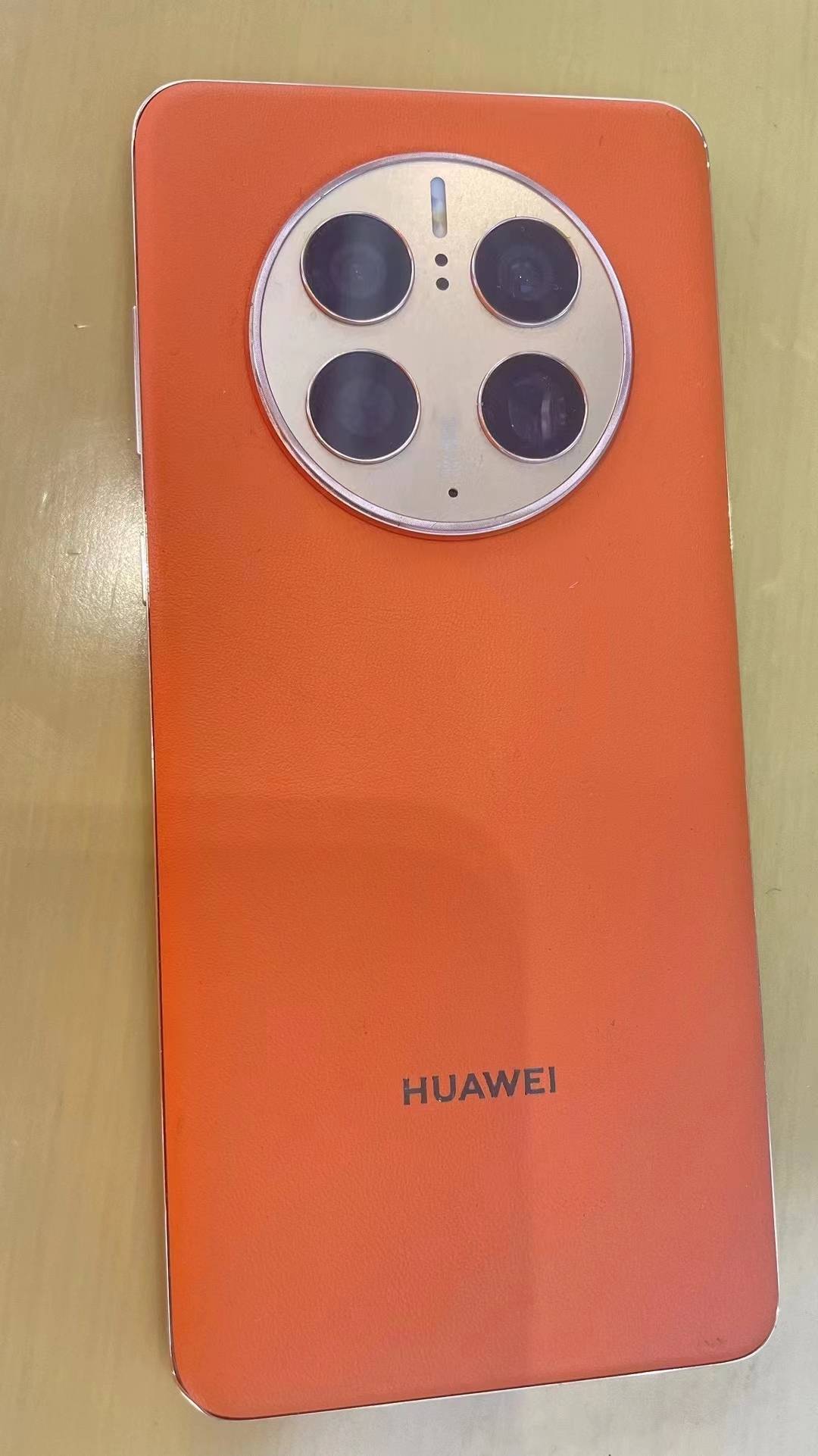手机后盖玻纤板真空热压机技术