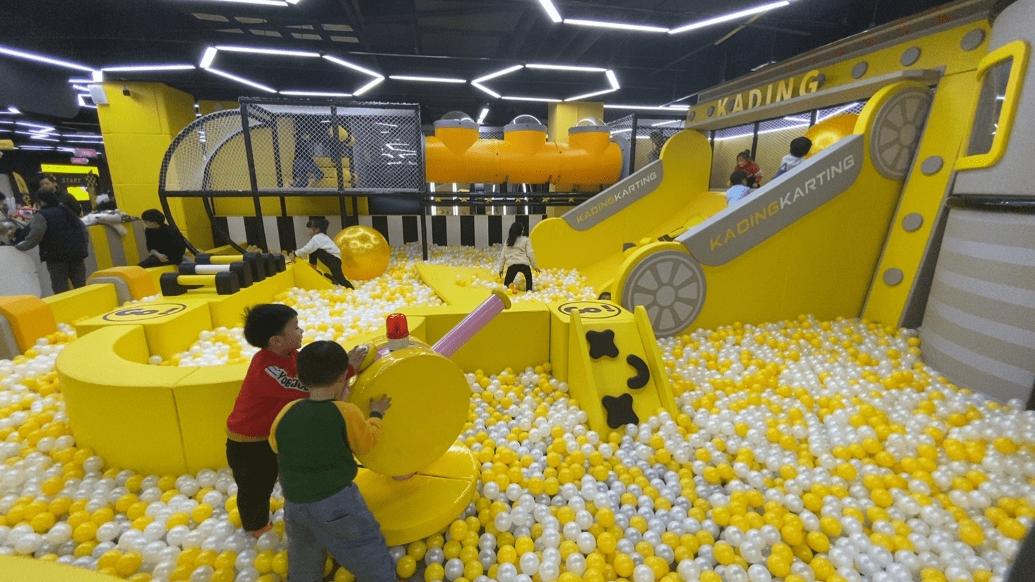 探究儿童乐园市场发展趋势——卡丁车业务投资建议