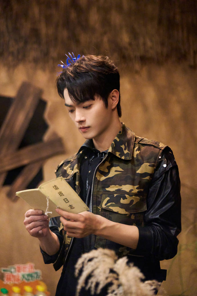 郭麒麟给许凯唱歌助胆_大张伟_毒品_黄明昊