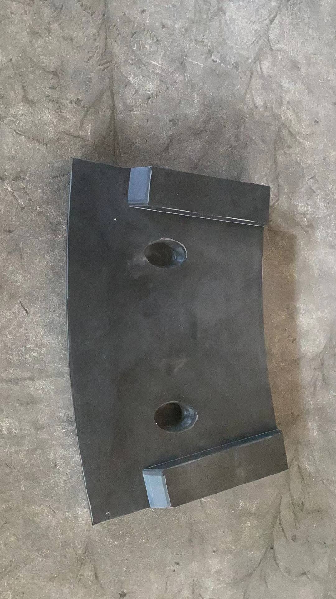 加气砖球磨机橡胶衬板_保护_磨损_情况