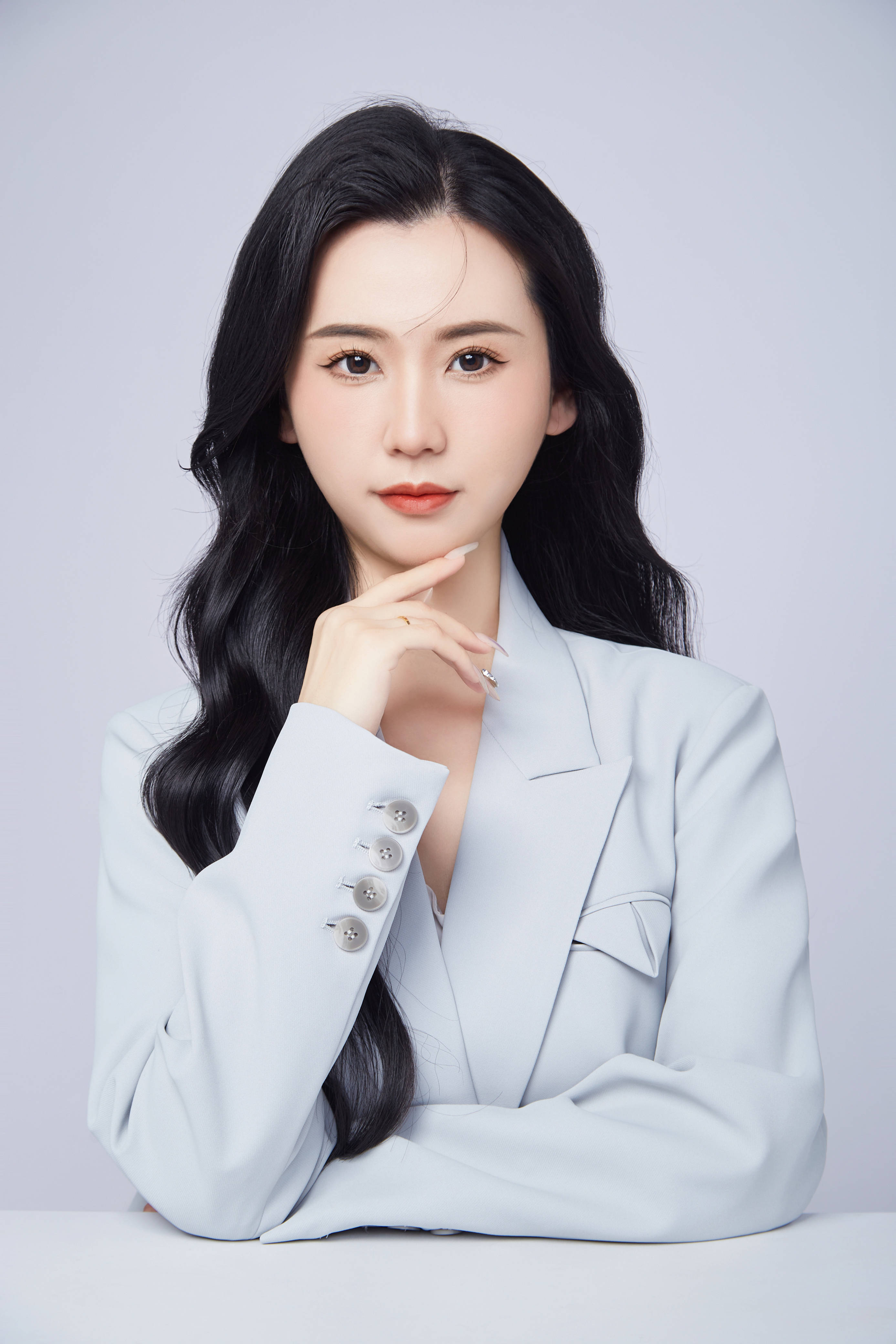 耀美高级纹绣师-谢霄_眉毛_影响_时尚