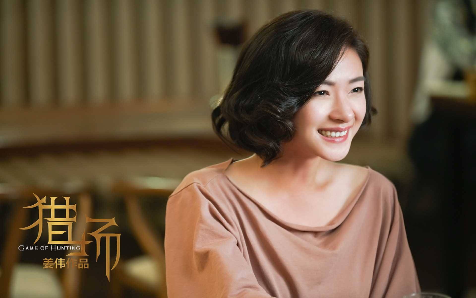 万茜经纪公司:上海光拓文化发展有限公司万茜经纪人苏华万茜肖像代言