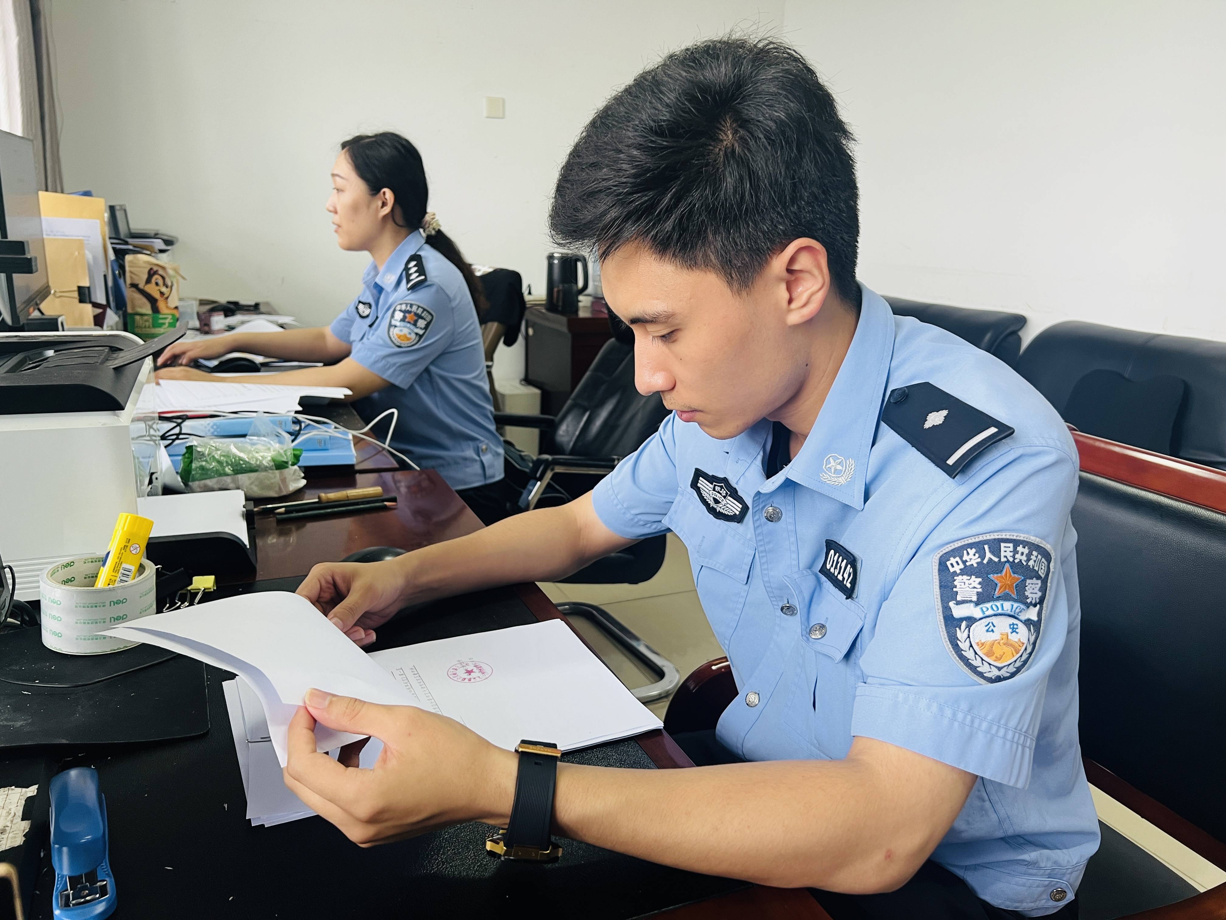 时间的长短,取决于你在办案区内,还是手术室外王宇鹏来到执法办案队短