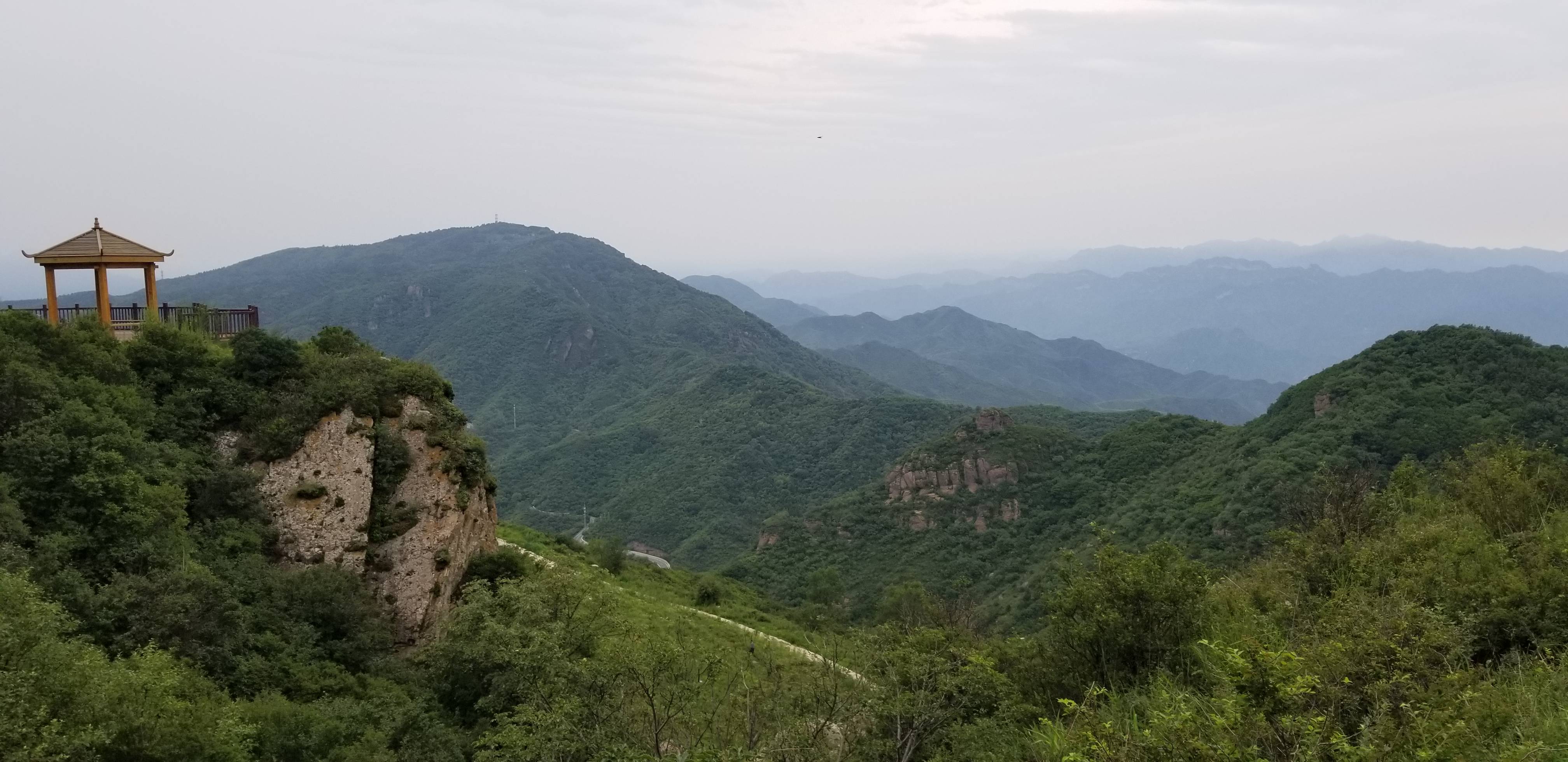 妙峰山:"妙",不止避暑,还可同时观赏太行,燕山两大山脉巍峨风光