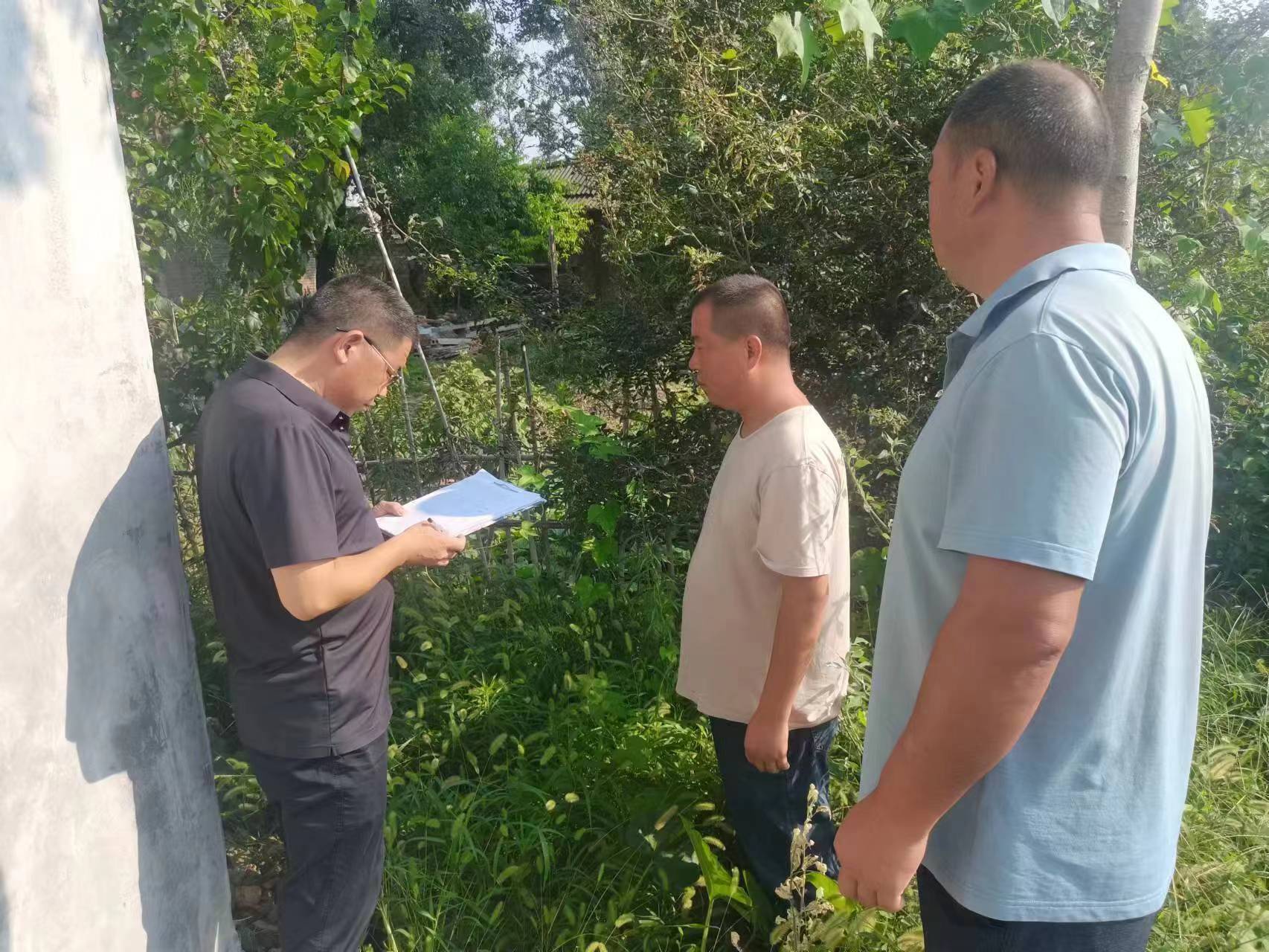 唐河县郭滩镇:开展户厕验收工作提升人居环境质量_改造_厕所_检查