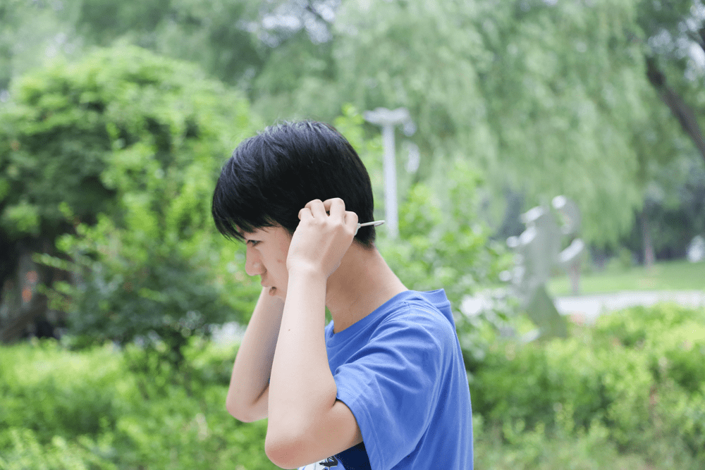 运动耳机千万别瞎买!塞那B60S PRO骨传导使用一个月,聊聊优缺点