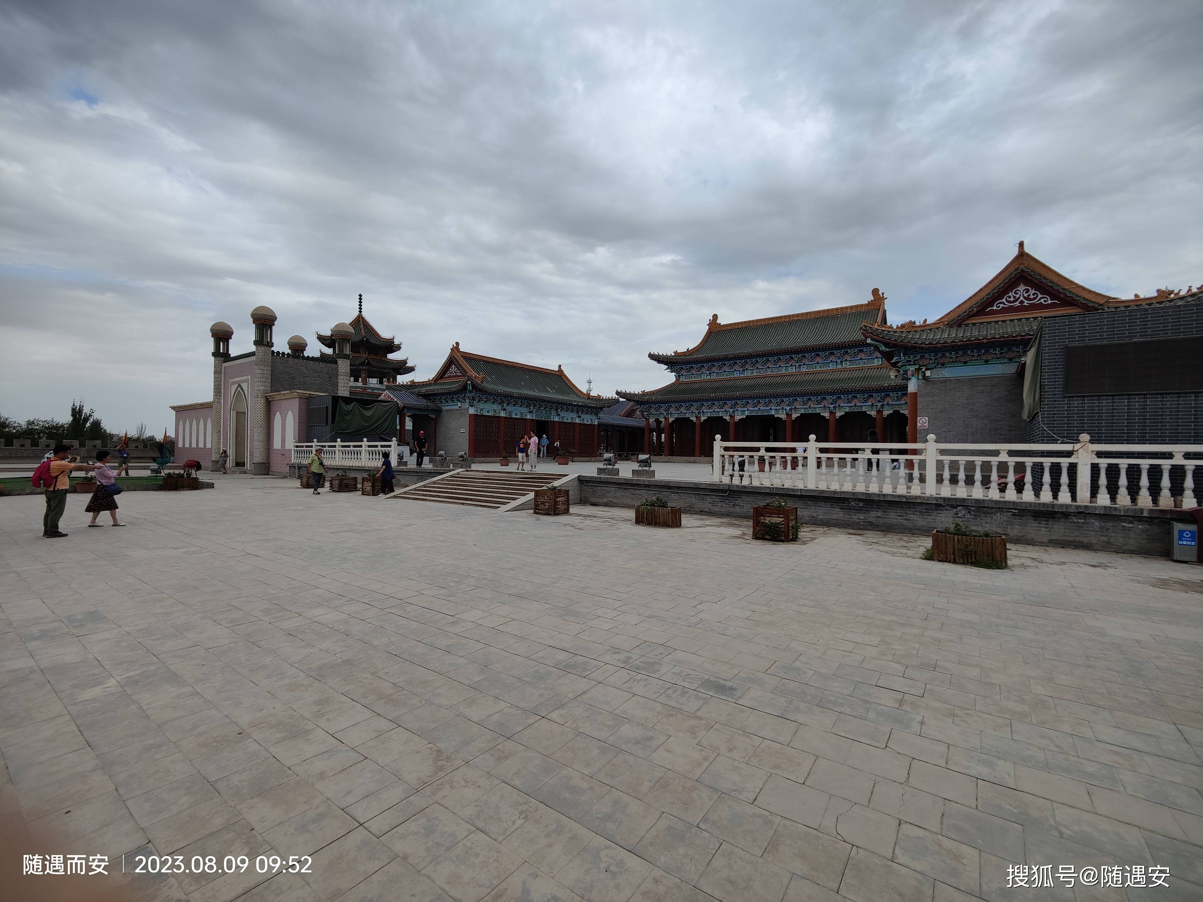 哈密回王"小故宫"——南北疆游散记之二_王府_新疆维吾尔_王爷