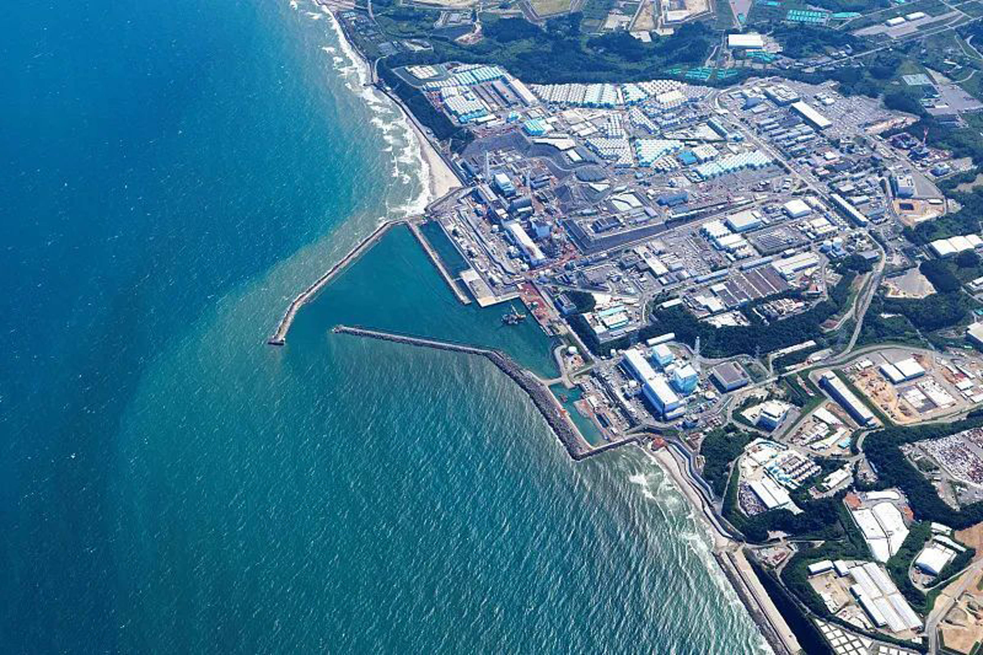 日本福岛已排3800吨核污水,岸田文雄等人被市民团体指控