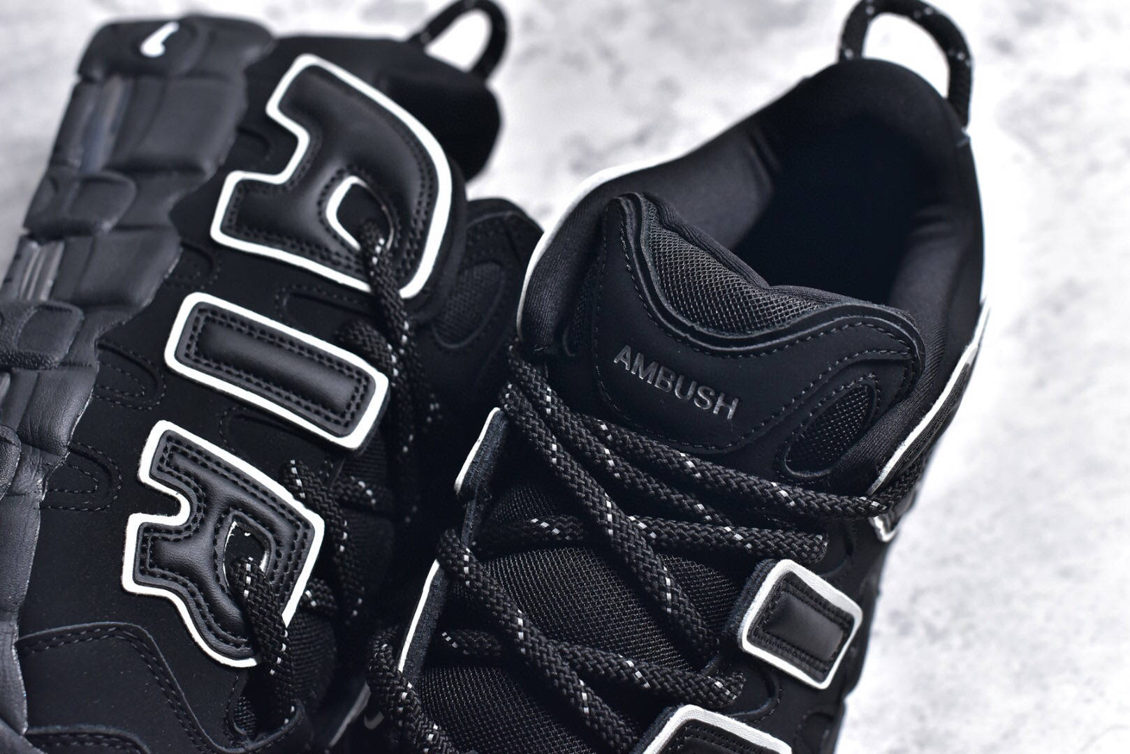 耐克皮蓬联名 nike air more uptempo x ambush 初代高街运动篮球鞋