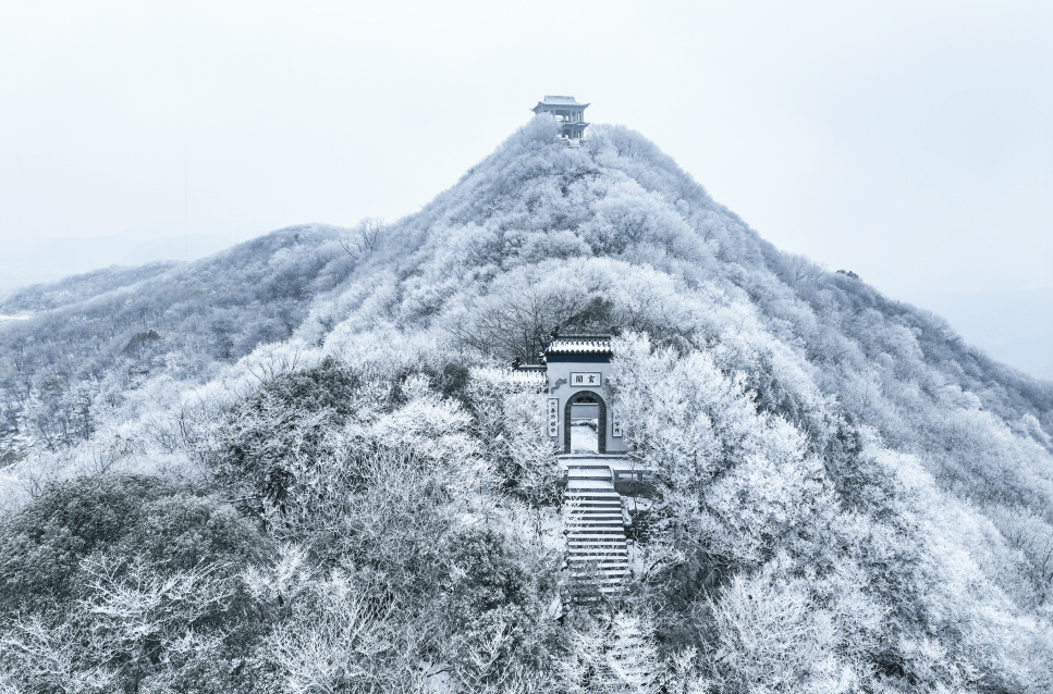 圣境山海拔图片