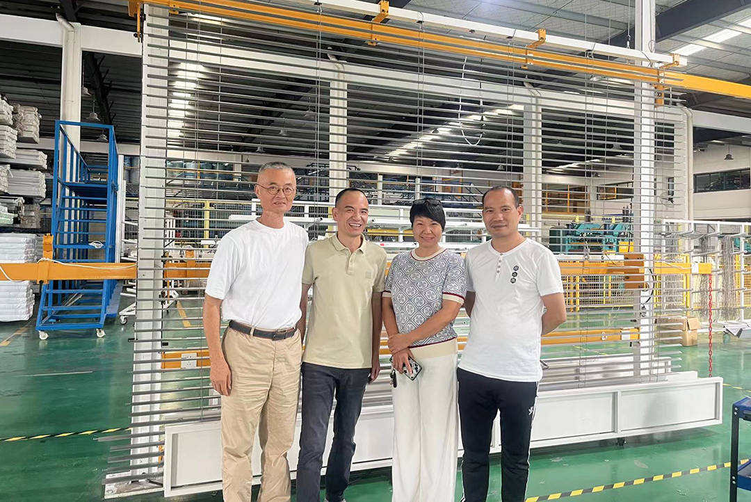 共促建筑领域节能减碳 苏州大学特聘教授沈景华赴金星宇遮阳参观调研