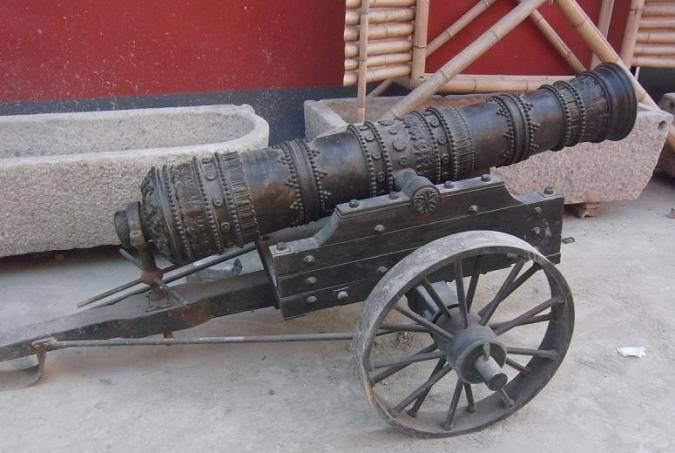 5款历史纪念馆中展出的大炮-做旧复制展品_年代_尺寸_山炮