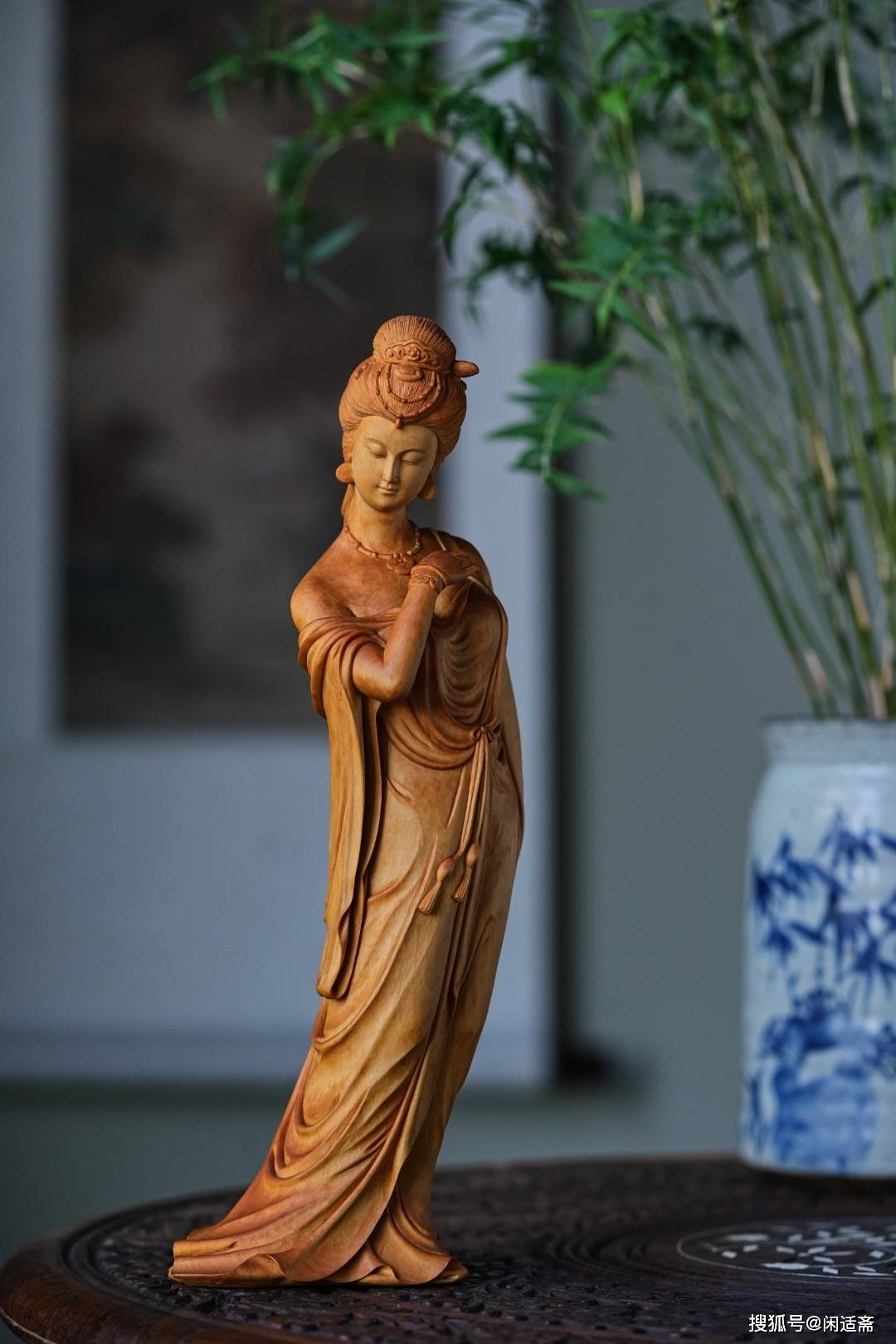 黄杨木雕，杨贵妃，绝美之作，令人惊艳！_线条_体态_作品