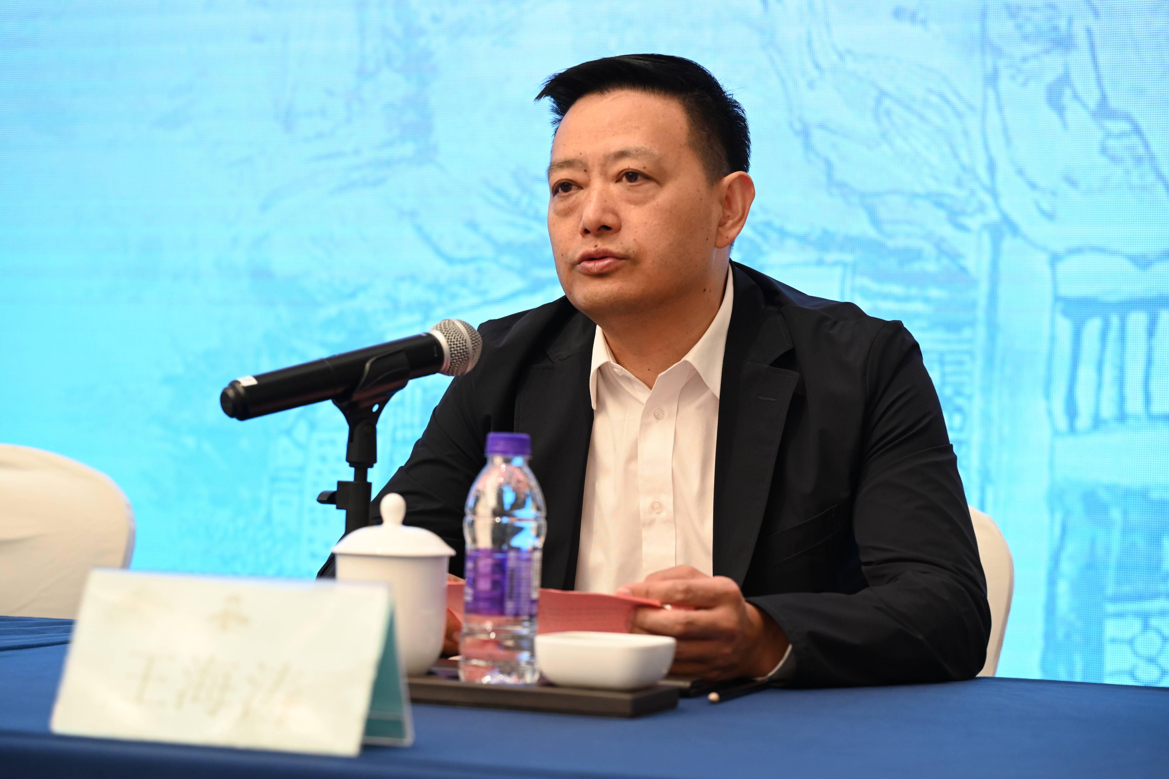 王海涛说,陈亮所倡导的"义利并举,农商并重"的学术主张与永康五金文化