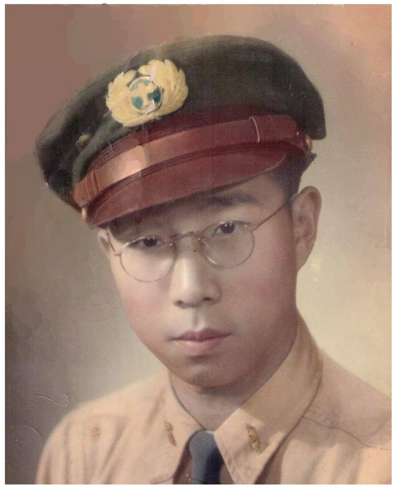 纪念两航起义74周年《深深的怀念——怀念我的父亲孙伯英》——孙庆