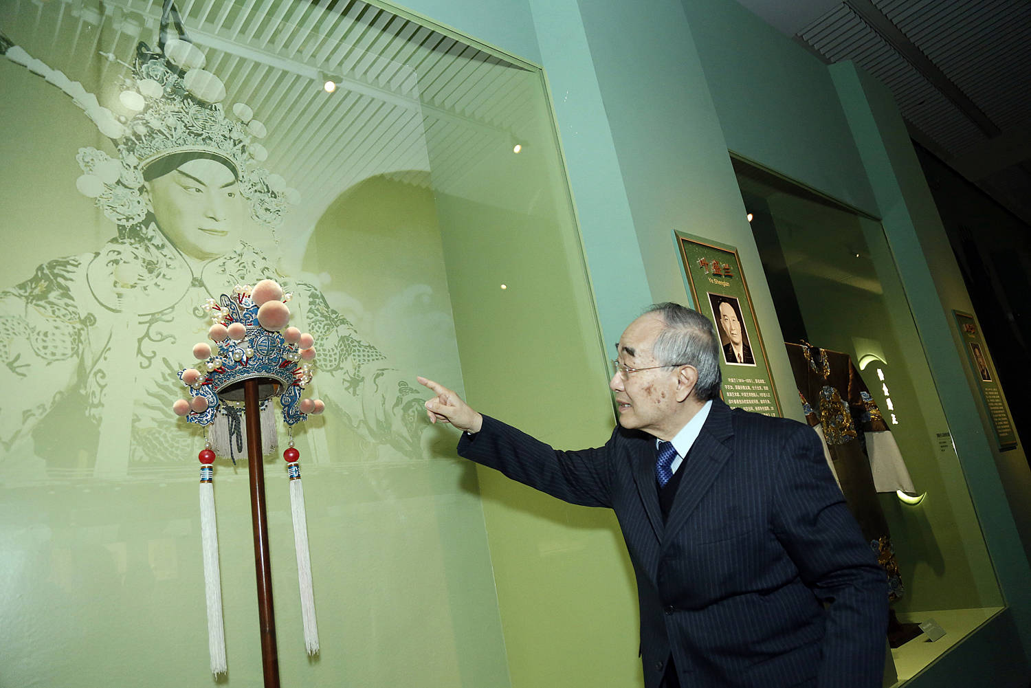 "百位大师风采特展"延期以飨观众,巨匠子女专场导览_父亲_中国_茅玉麟