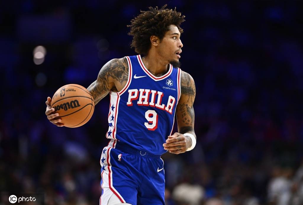 原创76人官宣乌布雷肋骨多处骨折一周后进行重新评估