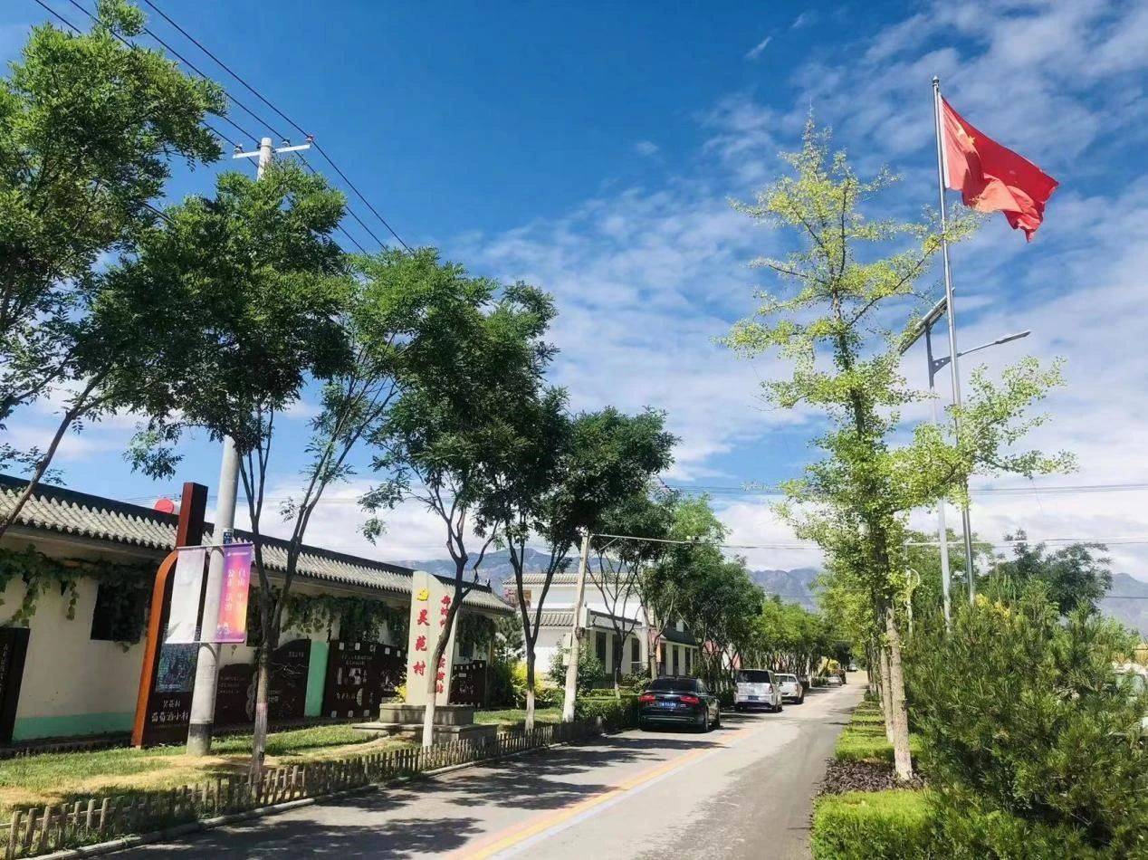 银川市西夏区昊苑村:近七成村民围绕葡萄酒产业就近务工,人均增收3