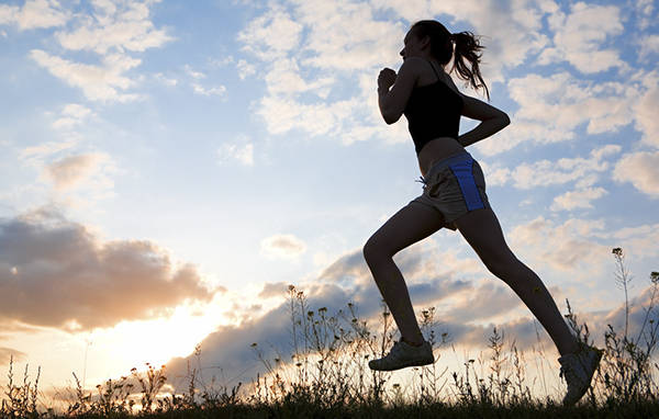 晨跑:一种养生的生活方式_时间_益处_功能