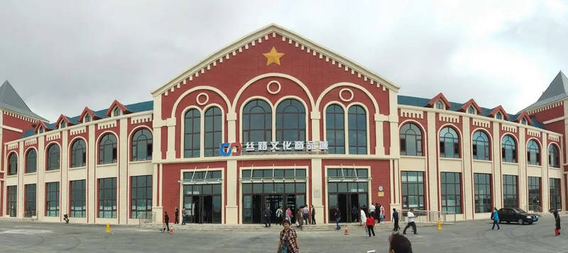 "实惠一定要落到边民身上"新疆巴克图口岸边民互市贸易火热发展_塔城