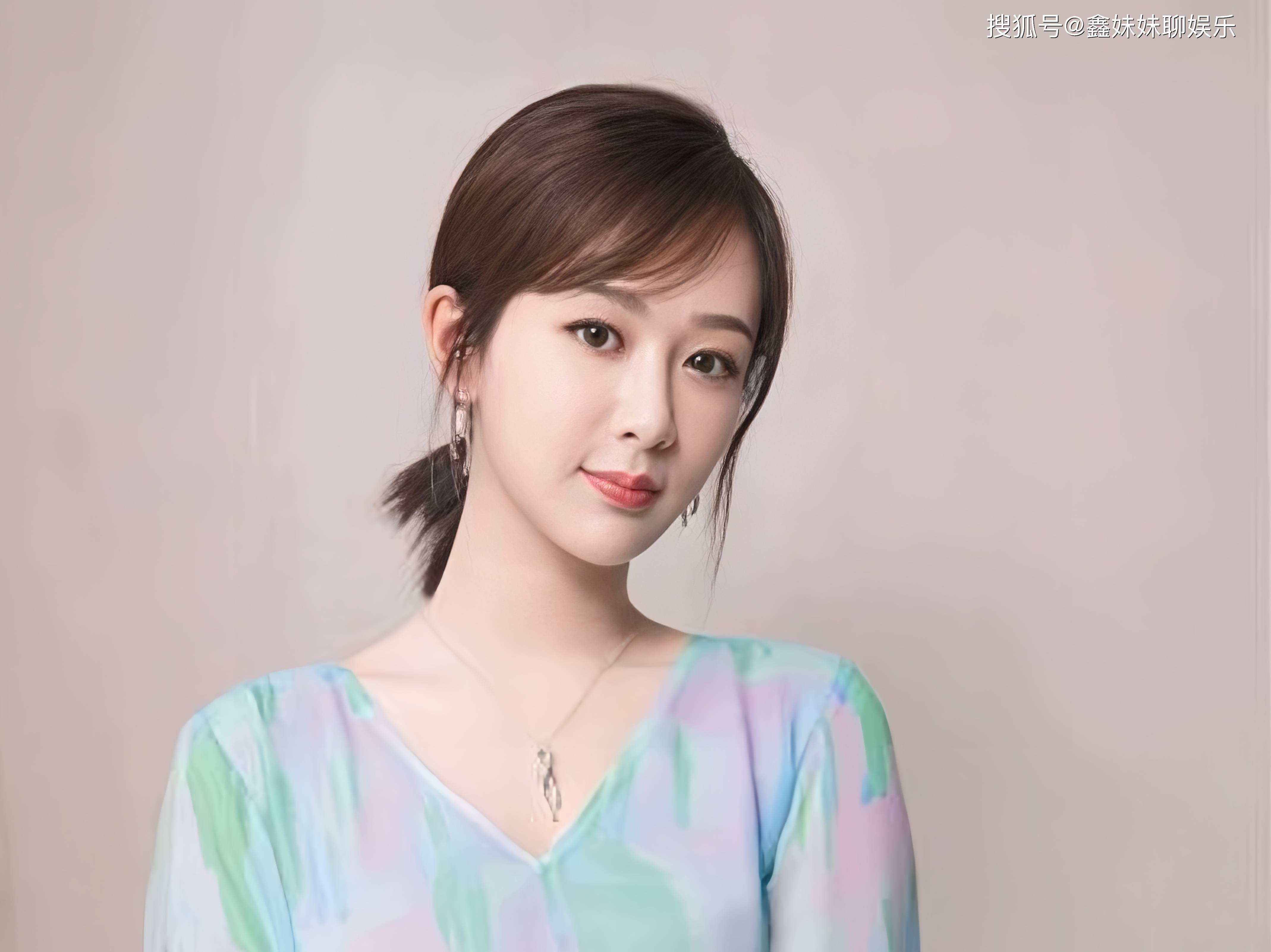 杨紫单身内幕曝光,与张一山关系密切,无人敢追?_友谊_媒体_原因
