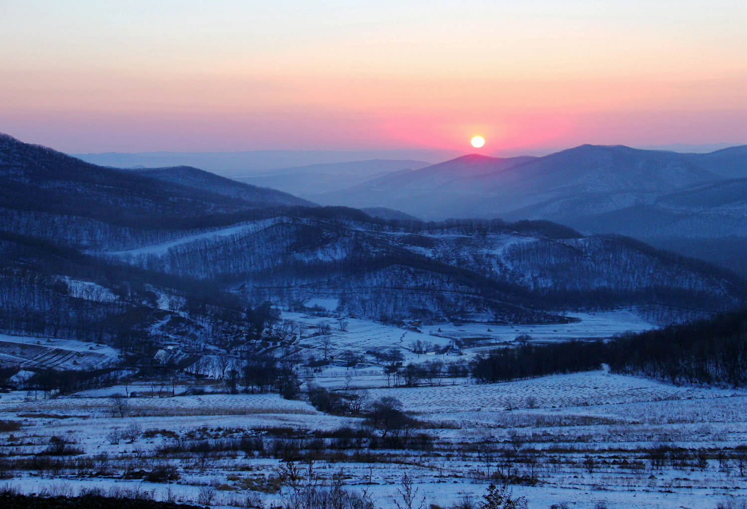 冰瀑冬捕,打开冬季的冰雪梦幻世界_镜泊湖_绥芬河_牡丹江