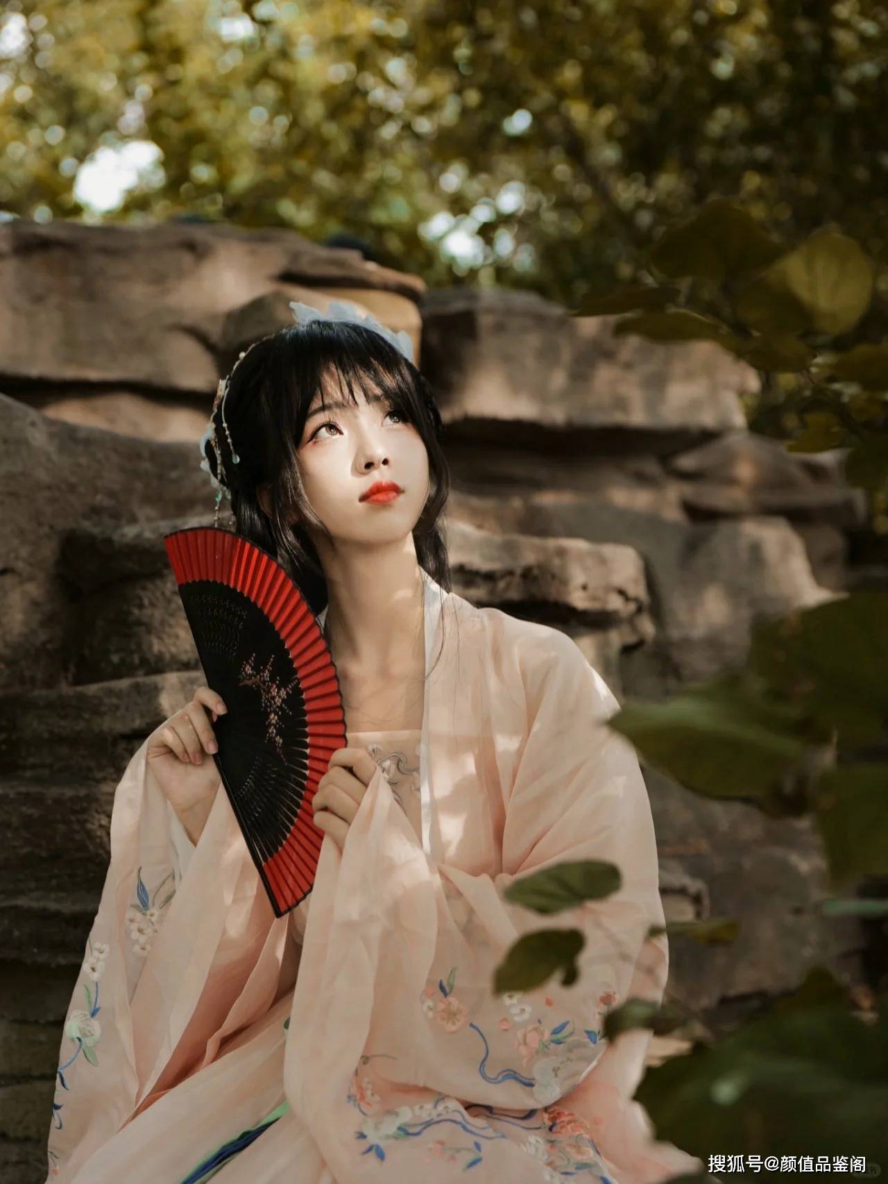 古风之美:摄影师眼中的汉服仙女