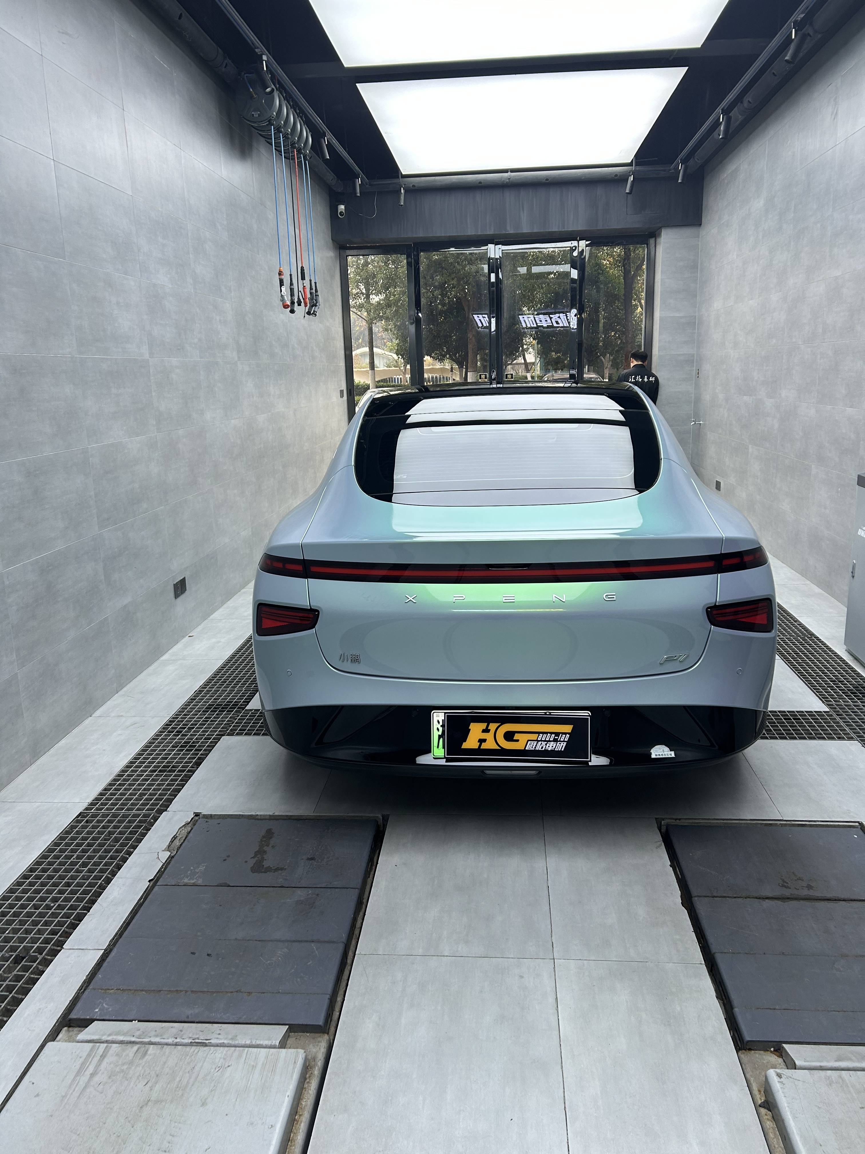 长沙汽车贴膜汇格车研,小鹏p7全车装贴梦幻灰魅绿_搜狐汽车_搜狐网