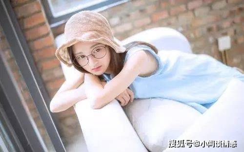如何向女生表白不显得特别尴尬 315f6e8c243a433f8c4d0f16fb1642b5.jpeg
