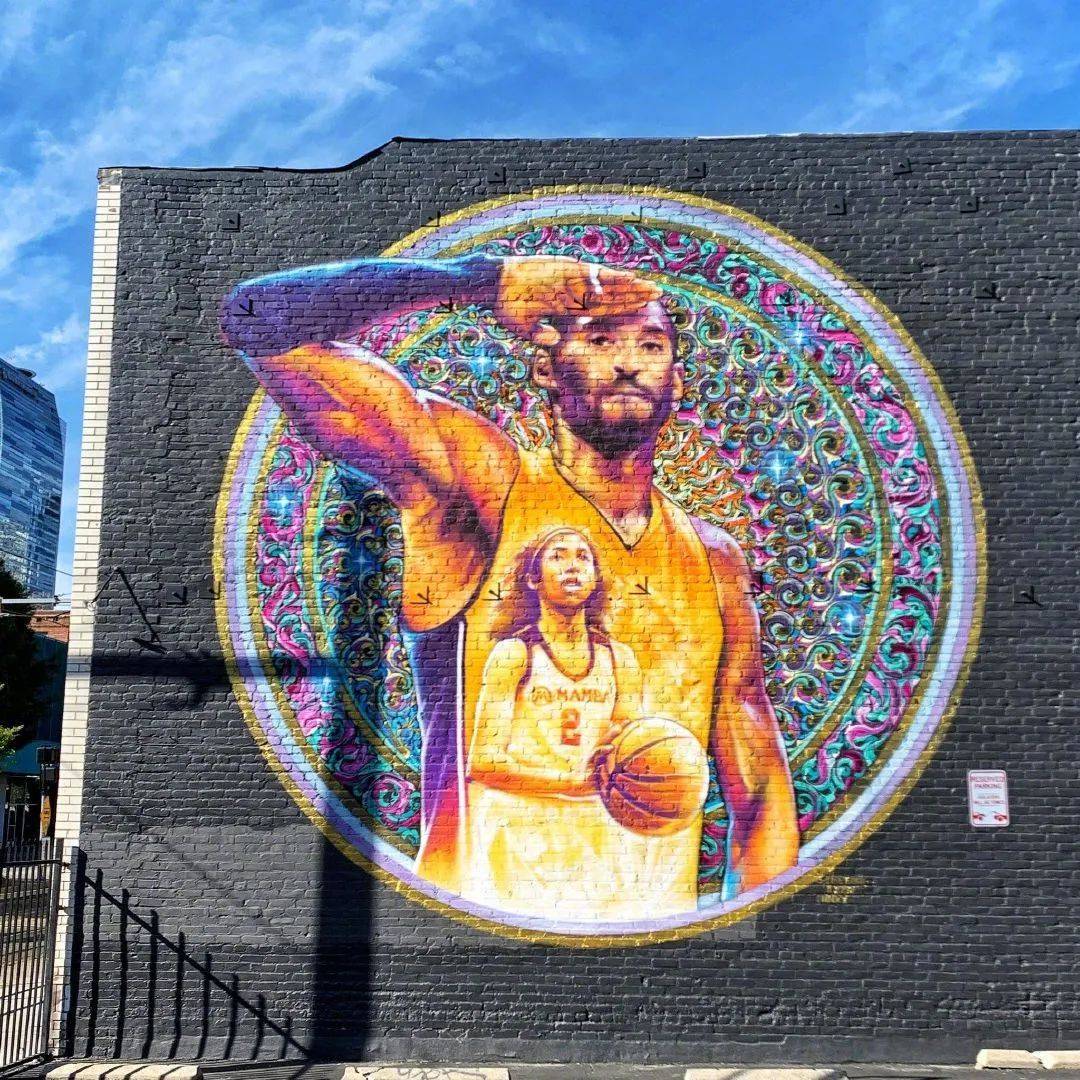 洛杉矶暴乱中科比gigi的壁画成为唯一的净土