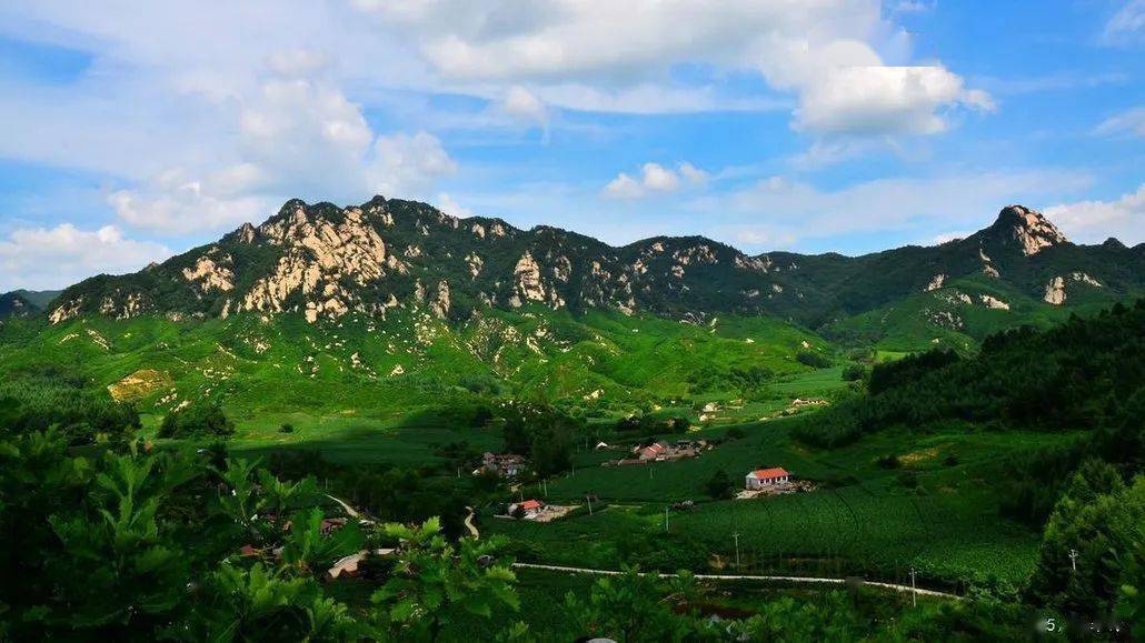 岫岩药山风景区图片