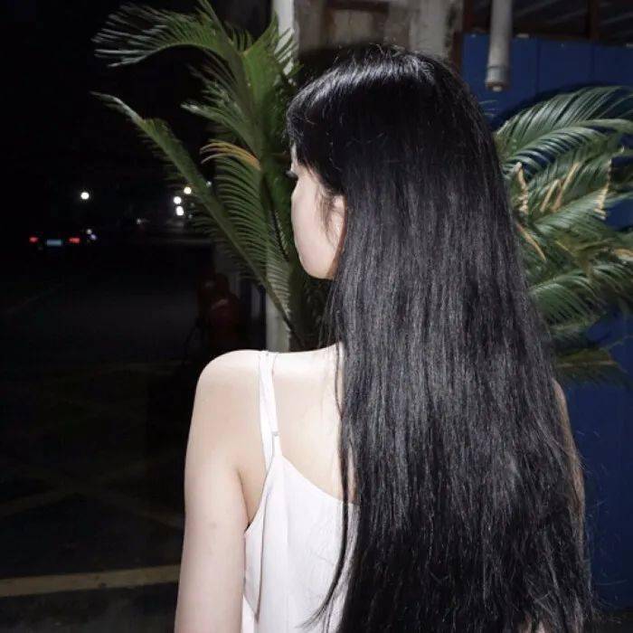 头像丨生活有一百种过法别人的故事再好始终容不下你