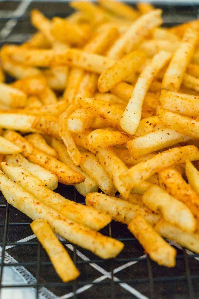 摇摇薯条限时回归,全线薯条买1送1,早餐月低至5元!