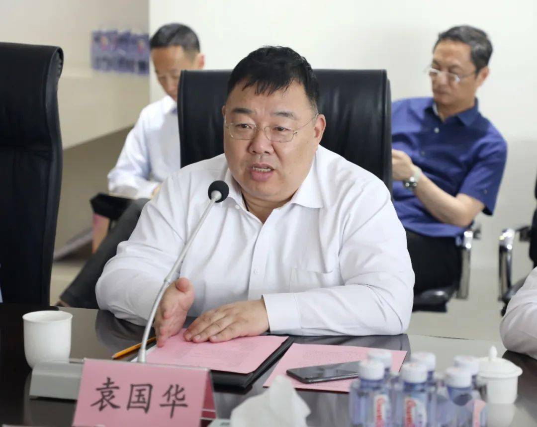 陈炫霖董事长表示,临港集团对于上海的产业升级和城市更新所起到的