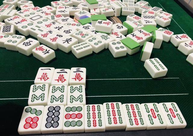 麻将听牌战术请收好搓麻胡牌少不了