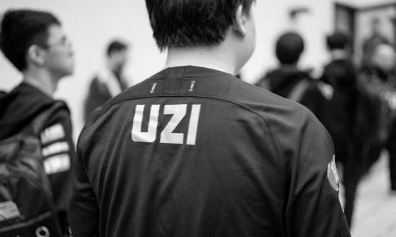 爷青结,uzi宣布退役,再见lpl006号选手