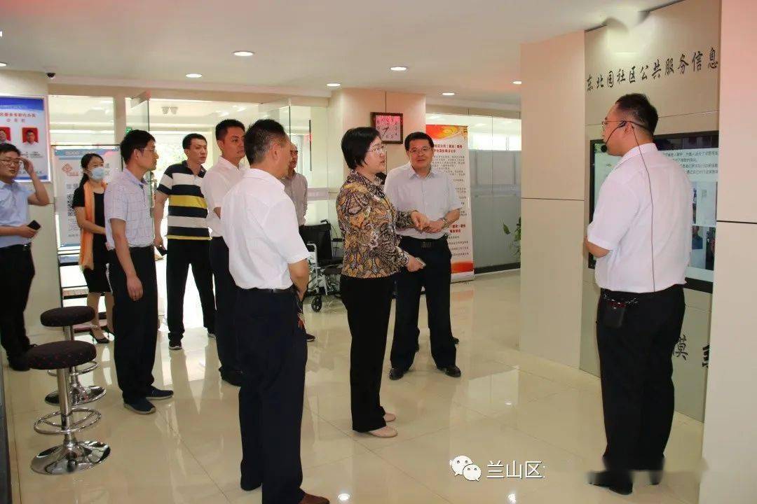 新时代文明实践省团校党委委员副校长裴娜一行到金雀山街道东北园社区