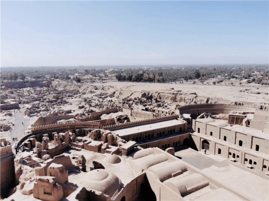 慧敏这一次,斯坦因沿着古老的丝绸之路抵达伊朗的锡斯坦-俾路支斯坦省