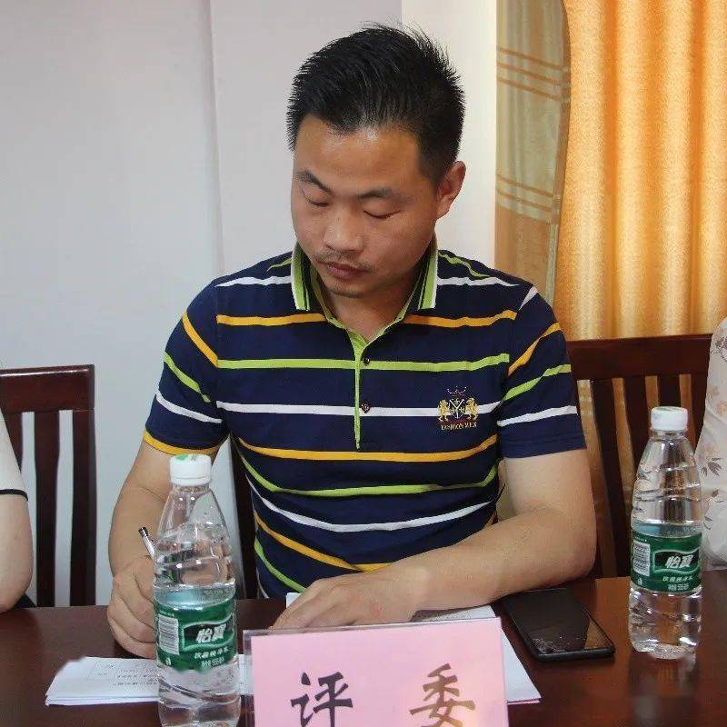 沐浴书香健康成长东小店乡汇聚书香力量共筑小康梦想主