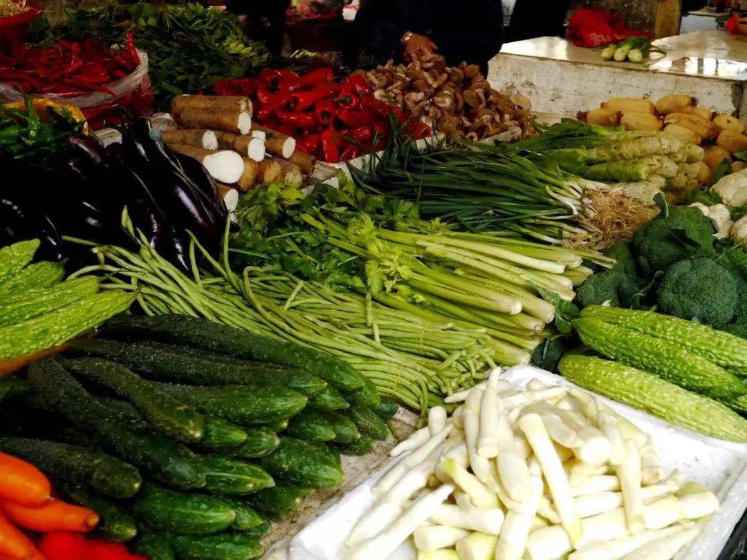 地摊经济火了,城市"农产品大卖场"时代即将归来?