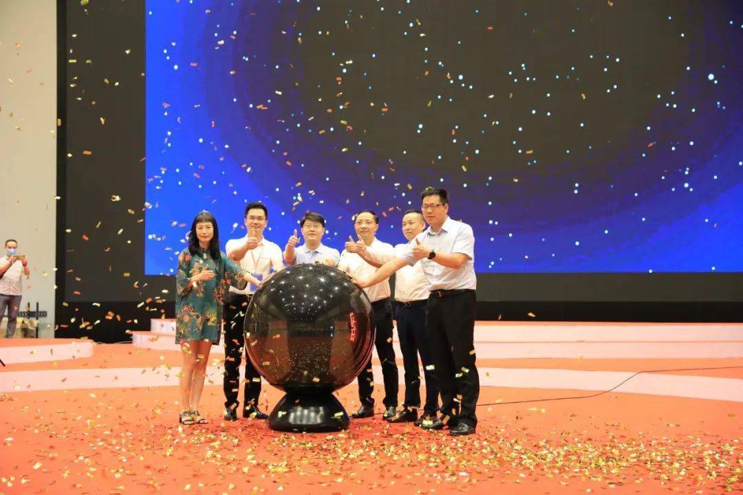 首届直播节(中国·广州)增城分会场活动正式启动!_陈小华