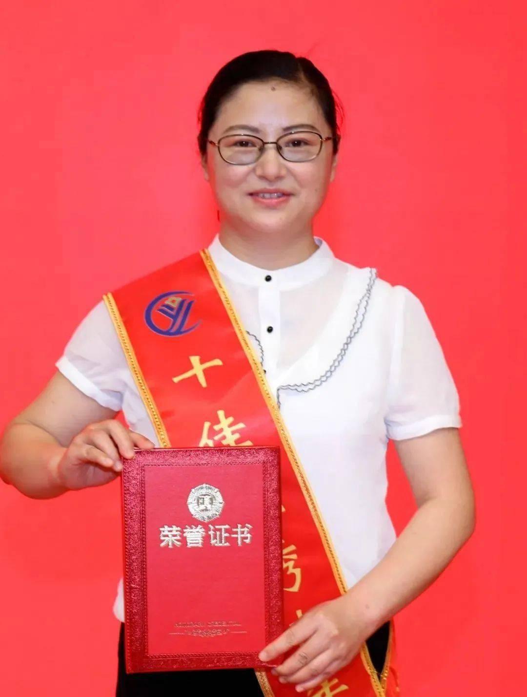 英山县人民医院2020年度 "十佳优秀青年" 揭晓,有你认识的吗?
