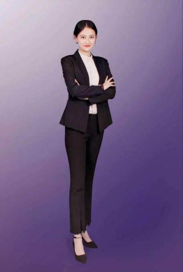 闫艳律师,毕业于西北政法大学,法学学士,具有会计,高中化学教师从业者