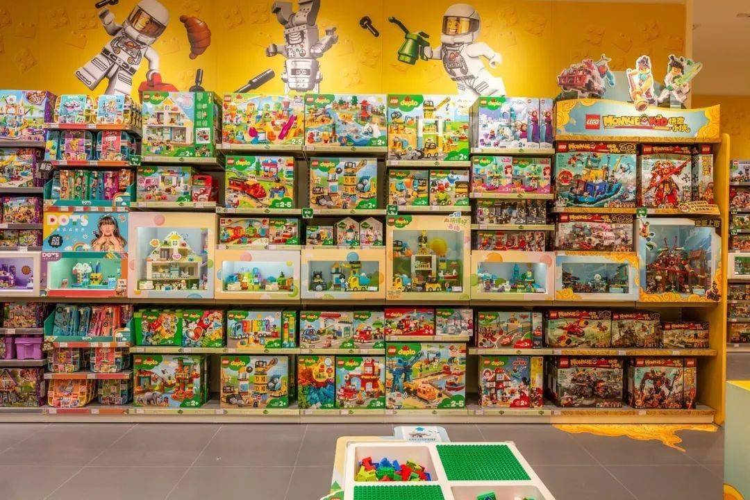 唐山首家乐高®授权专卖店亮相爱琴海购物公园!_中国区