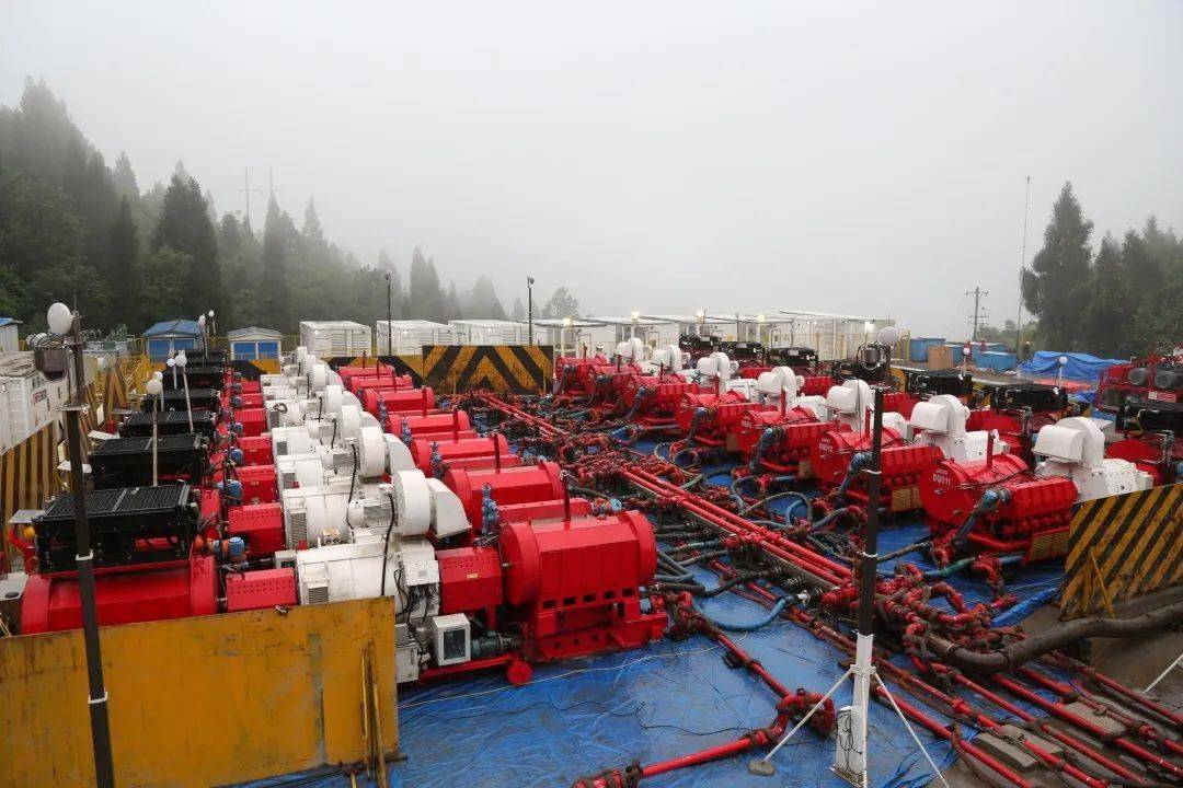 超越江汉压裂再次刷新纪录