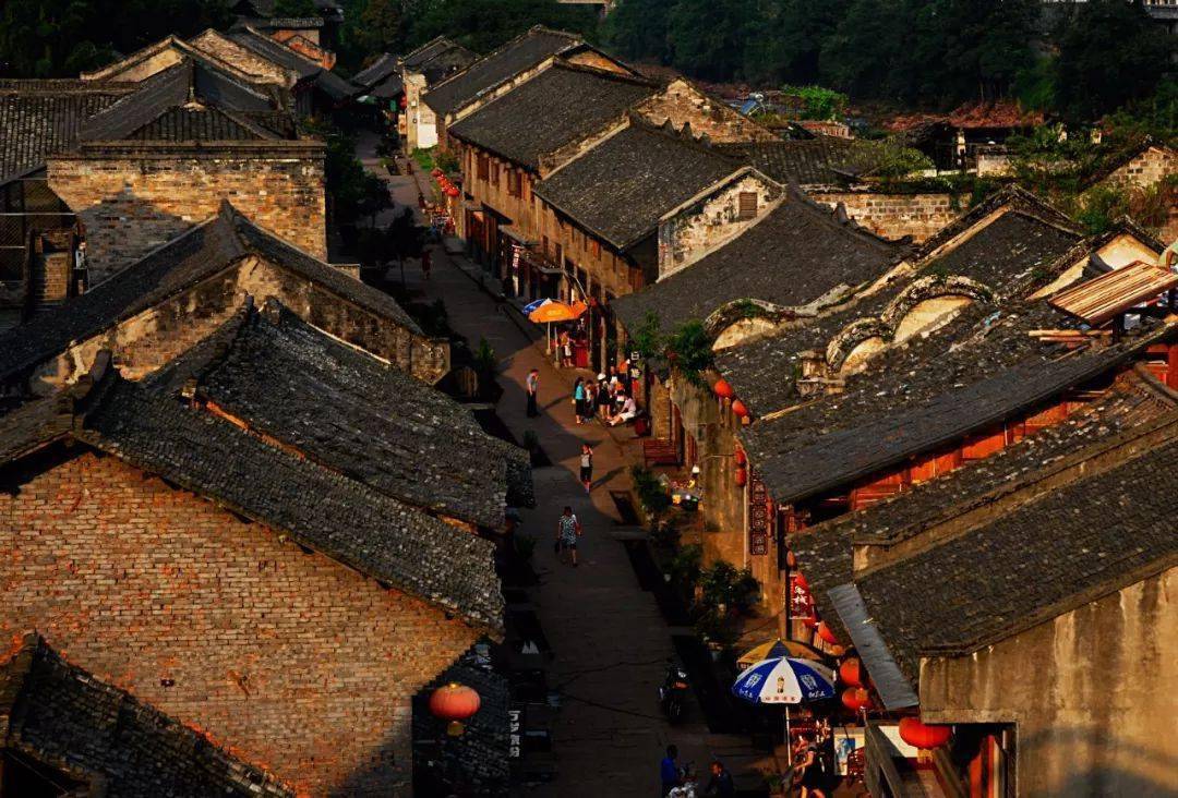 古镇沐晨晖何泽琼/ 摄自驾出行线路3雅安-东岳-柳江古镇-高庙-七里坪