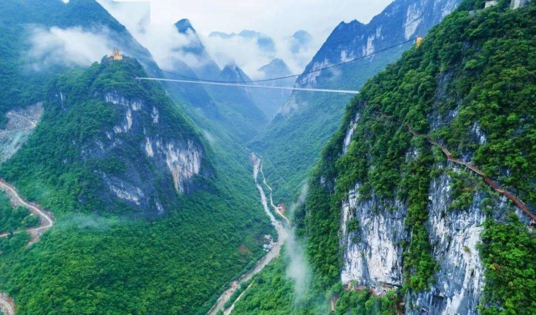 畅游阳山每周六出发玩转最新网红广东峡天下之天境山灵鹫宫徒步悬崖