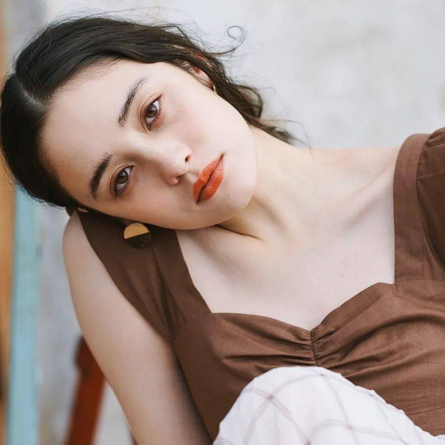 混血神颜琉花真的超会拍