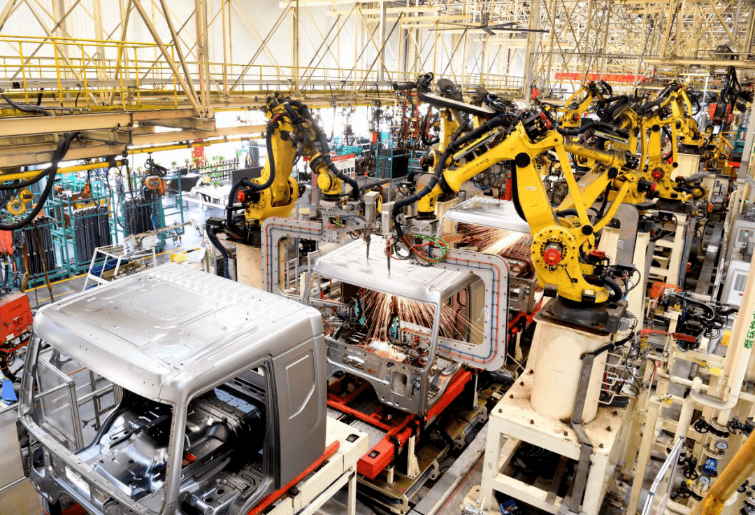 会后探落实·互联网赋能新发展|数字经济酝酿新机遇,就业"饭碗"端得稳